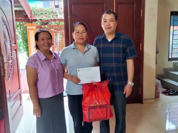 Thăm hỏi, tặng quà gia đình chính sách nhân ngày Thương binh – Liệt sĩ 27/7